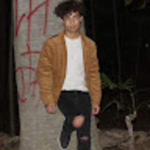 Meet your Posher, Donovan